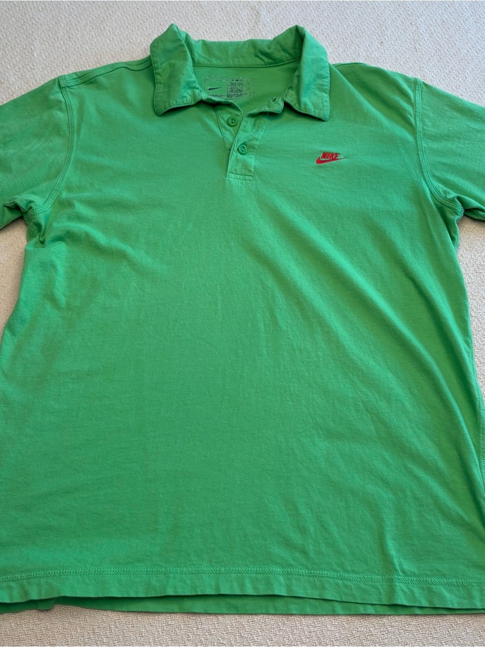 Men’s Nike Polo Large (fits like Medium) Shirt